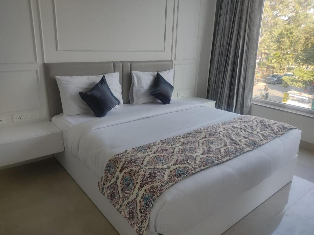 Hotel Mumbai House Express 烏代浦 外观 照片