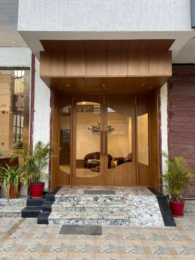 Hotel Mumbai House Express 烏代浦 外观 照片