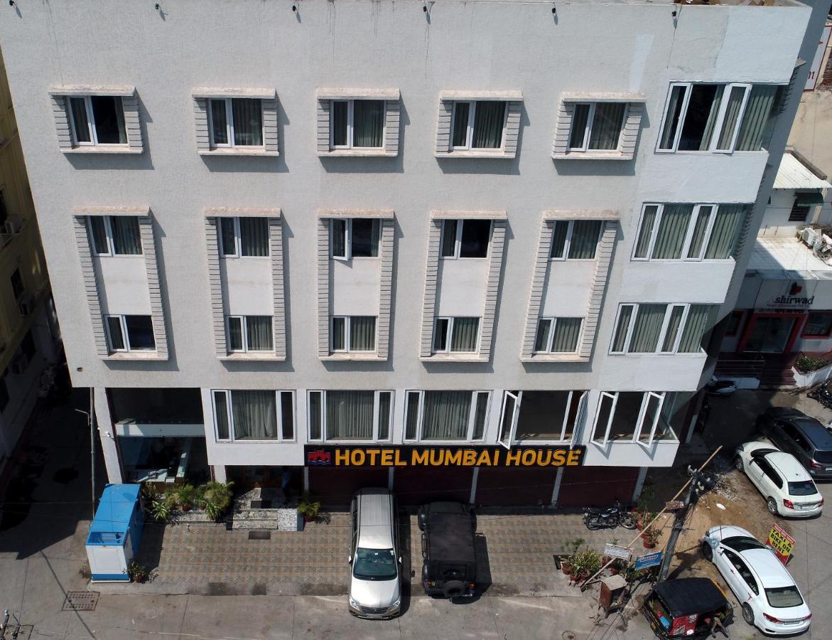 Hotel Mumbai House Express 烏代浦 外观 照片
