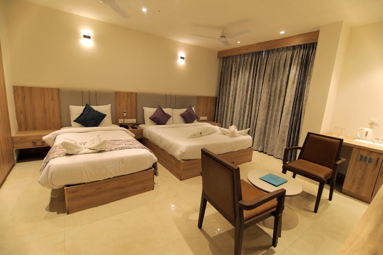 Hotel Mumbai House Express 烏代浦 外观 照片